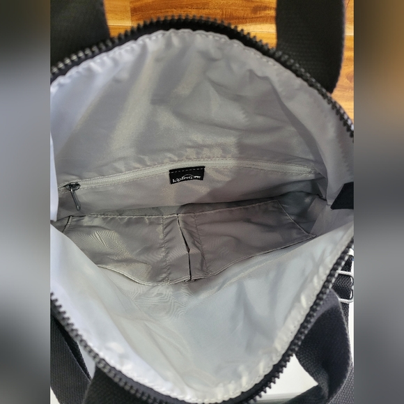 Kipling Bag Black Crossbody/hand Strap Convertible NEW Eleva - Picture 7 of 17